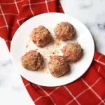 Strawberry Shortcake Oreo Balls {with strawberry crunch crumble topping}