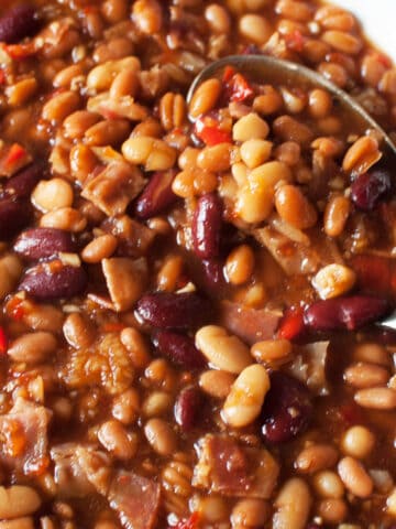 Crockpot Baked Beans with Canned Beans upclose shot
