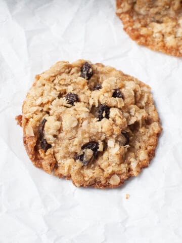 Amish oatmeal cookie