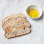 copycat carrabbas bread and dipping sauce